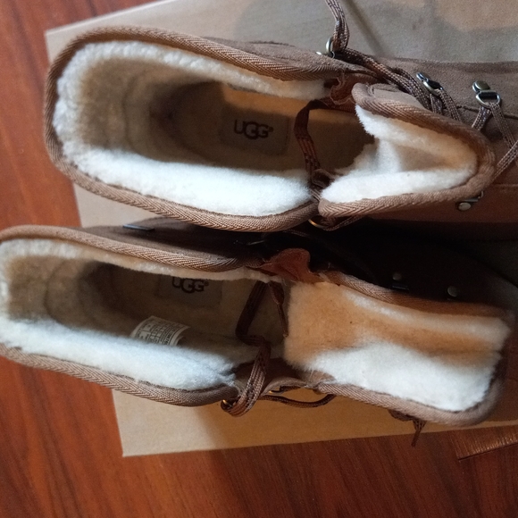 UGG Birch Lace Up boot - Picture 8 of 8